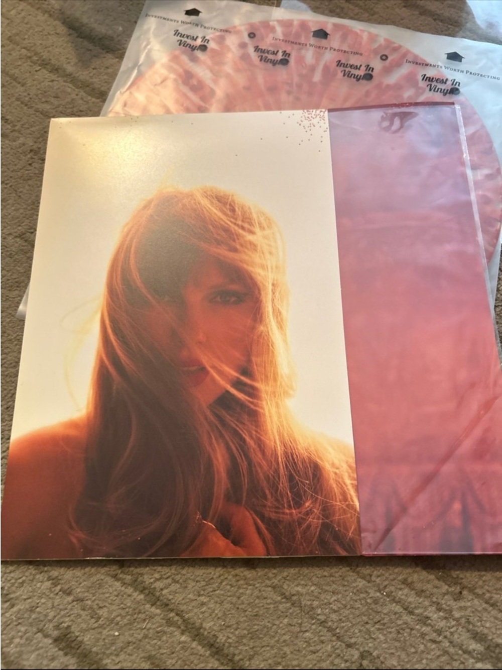 Taylor Swift Life of A Showgirl Tiny Bubbles in Champagne Edition Vinyl - Picture 6 of 8